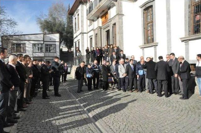 Başkan Özcan Görevine Döndü 1