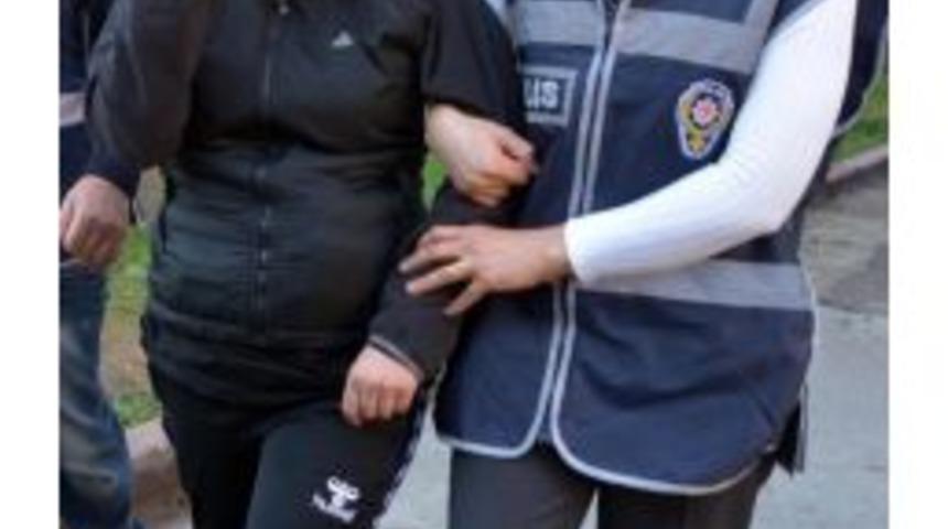 Kızkardeşine Fuhuş Yaptıran Abla Tutuklandı