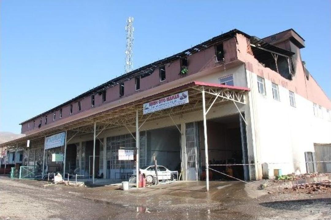 Tekstil Fabrikasında &Ccedil;ıkan Yangın