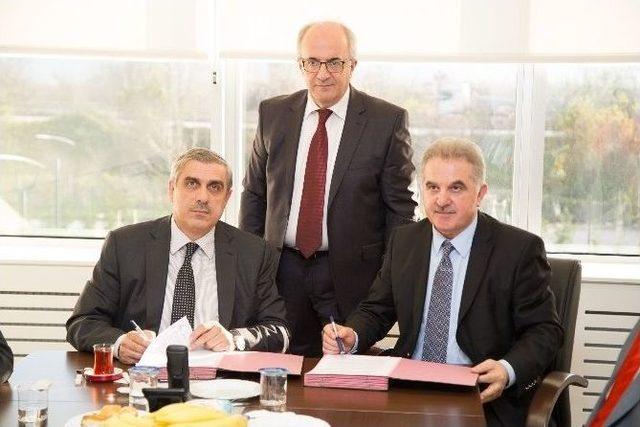 1. Osb&rsquo;de Teknokent İ&ccedil;in Protokol İmzalandı 1