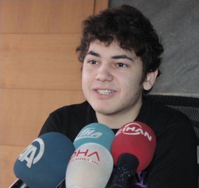 T&uuml;rk Vatandaşı Olan M&uuml;zik Dehasının Hedefi D&uuml;nyada Bir Numara Olmak 3