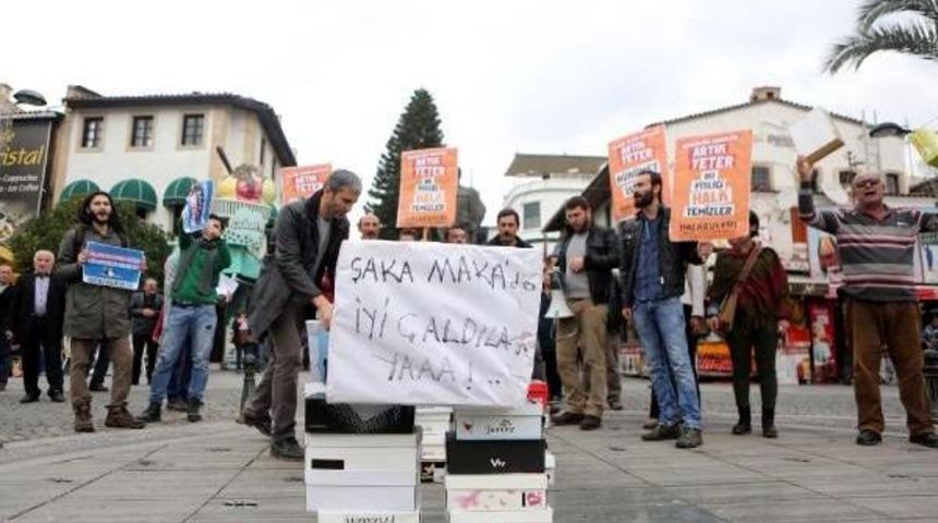 Antalya'da '17 Aralık' Protestoları