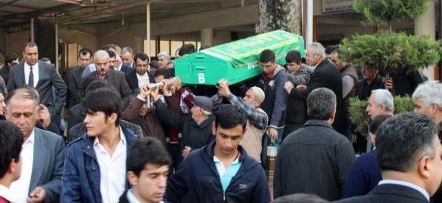 Osmaniye'de Trafik Kazası; 2 Ölü