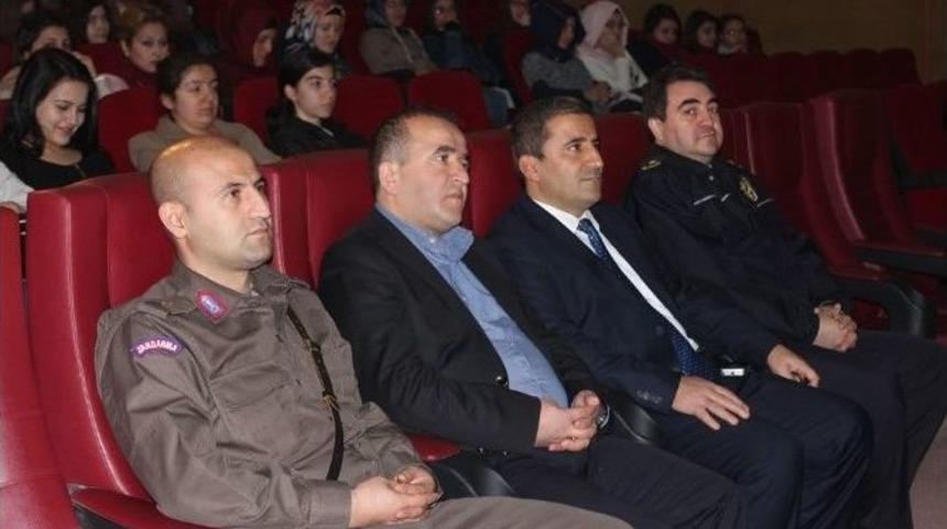 Tavşanlı Emniyeti Gen&ccedil;lerle Buluşuyor