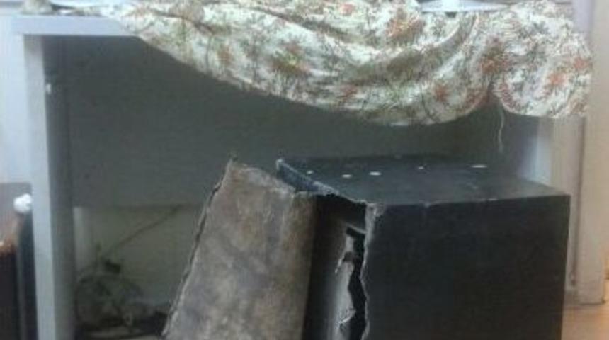 İşyeri Hırsızları Yakalandı