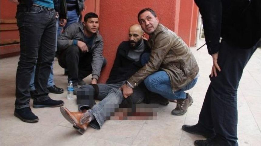 Eski Adliye Binası &Ouml;n&uuml;nde Silahlı Saldırı: 1 Yaralı