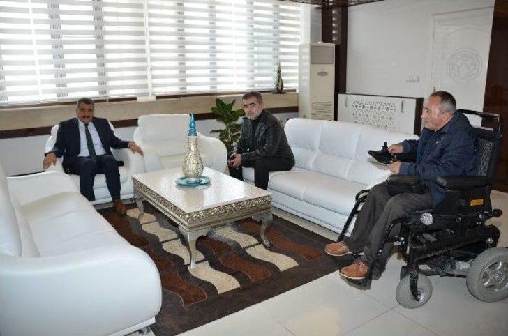 İnternet Habercileri Cemiyeti Başkan Selahattin Gürkan’ı Ziyaret Etti