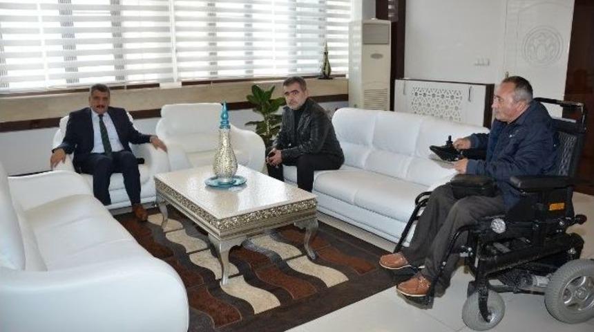 İnternet Habercileri Cemiyeti Başkan Selahattin G&uuml;rkan&rsquo;ı Ziyaret Etti