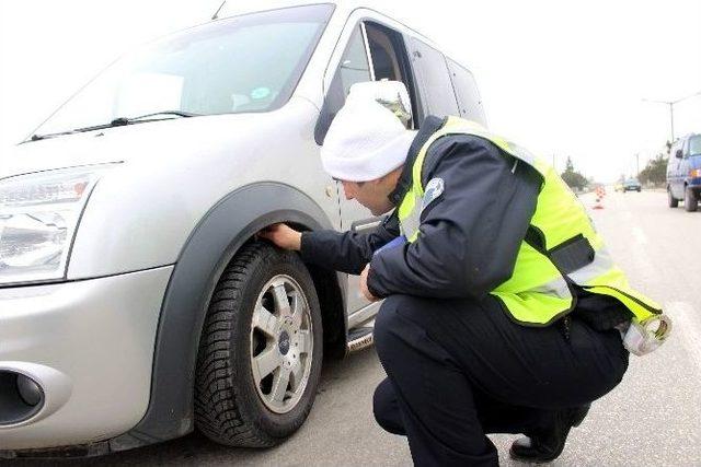 Eskişehir’de Kış Lastiği Denetimi 3