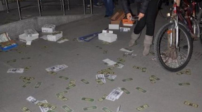 Uşak'ta '17 Aralık' Y&uuml;r&uuml;y&uuml;şle Protesto Edildi