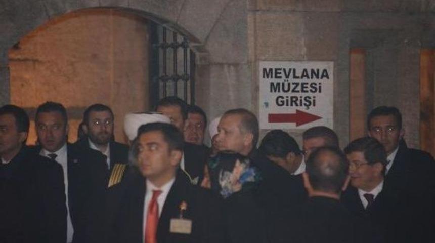 Erdoğan 'bu &Uuml;lkeyi Hoca G&ouml;r&uuml;nt&uuml;s&uuml; Altındaki Şaklabanlara Asla Teslim Etmeyeceğiz (7)