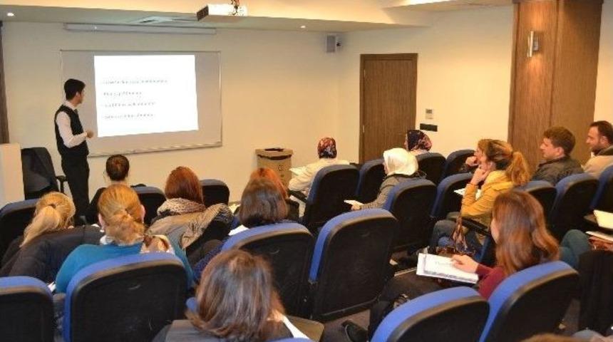 &Ccedil;erkezk&ouml;y&rsquo;de Girişimcilik Eğitimleri Devam Ediyor