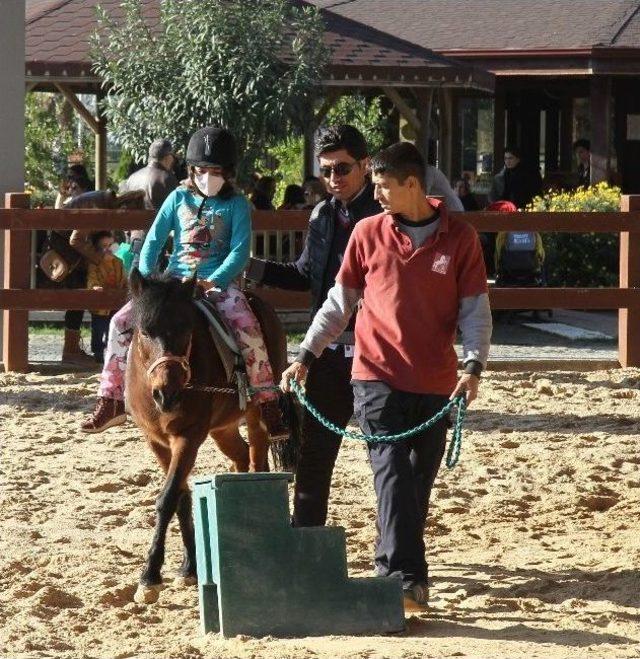 &Ouml;zel &Ccedil;ocuklara &rsquo;moral&rsquo; Projesi 2