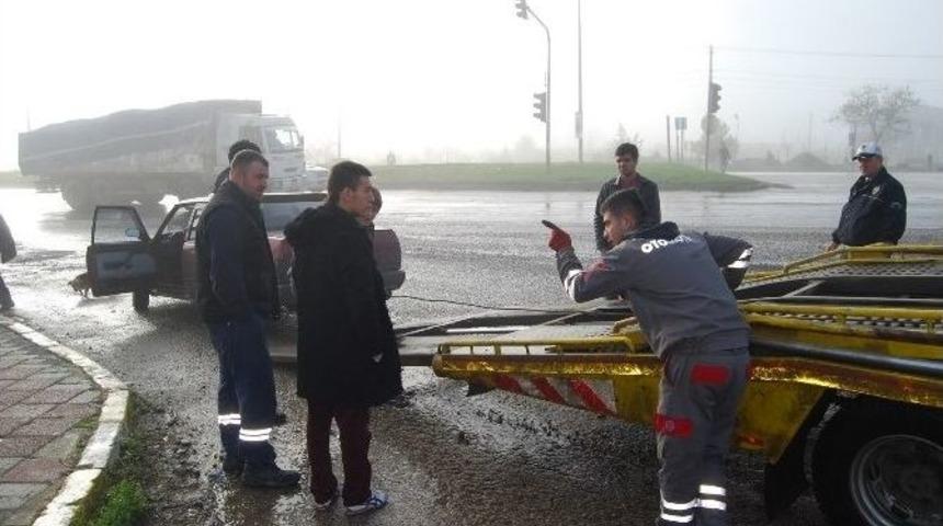 Tekirdağ&rsquo;da Maddi Hasarlı Trafik Kazası
