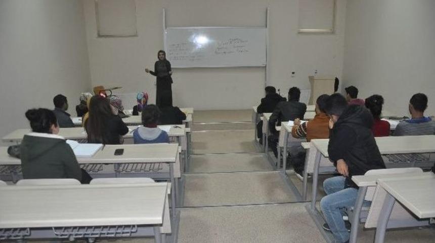 Kahta Myo&rsquo;da Rus&ccedil;a Kursu D&uuml;zenleniyor