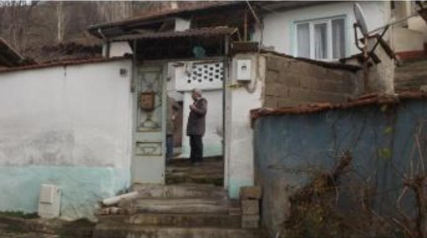 Bor&ccedil;ları Y&uuml;z&uuml;nden İntihar Etti