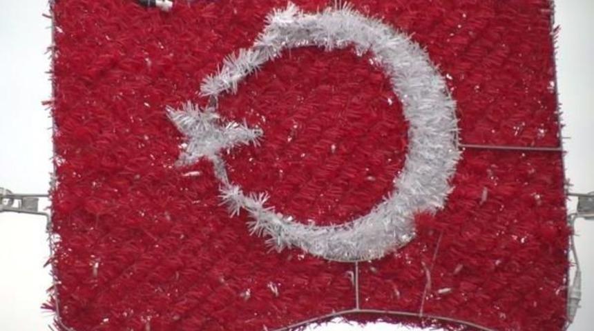 Balıkesir'de Mhp'den Bayrak Tepkisi