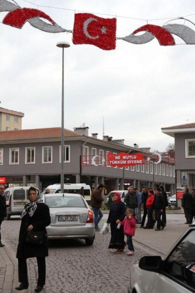 Balıkesir'de Mhp'den Bayrak Tepkisi