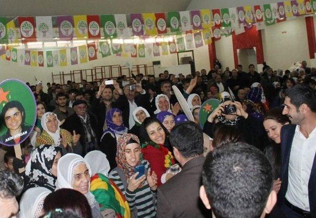 Hdp Genel Başkanı Selahattin Demirtaş&rsquo;ın Zor Anları 2