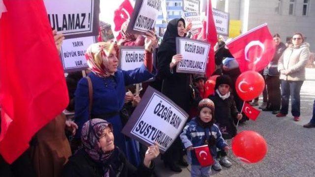 Konya Ve Aksaray'da Adliye Önünde 'demokrasi Nöbeti'
