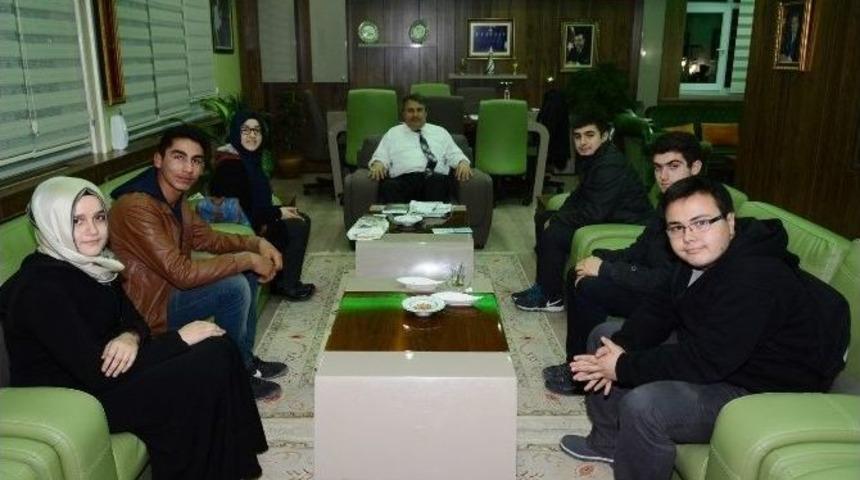 Yunusemre&rsquo;de &Ouml;ğrencilerden Sosyal Sorumluluk Projesi