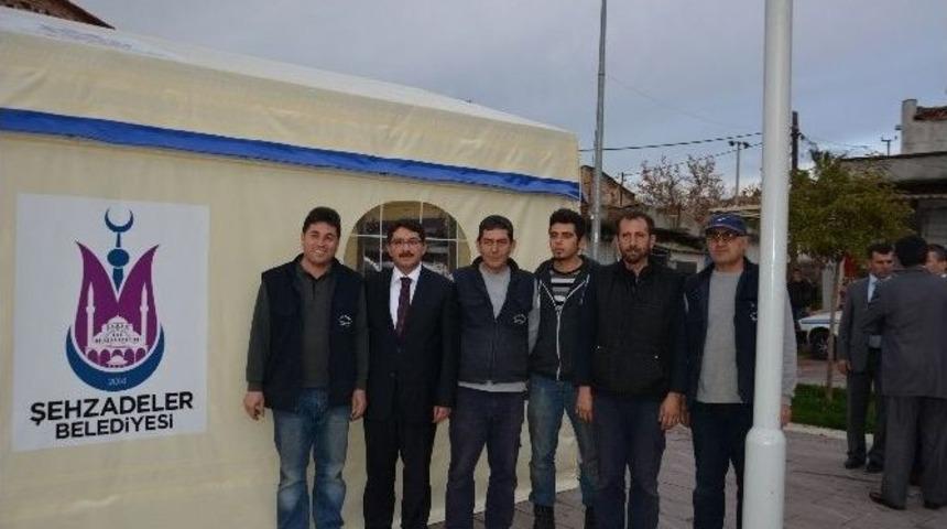Şehzadeler Belediyesi&rsquo;nden Portatif &Ccedil;adır Hizmeti