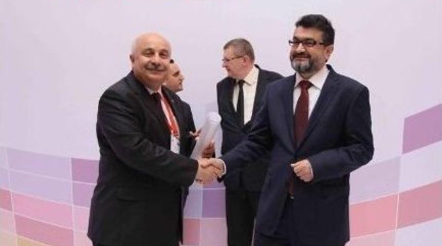 Adıyaman Üniversitesi, Diploma Eki Etiketi Belgesini Aldı