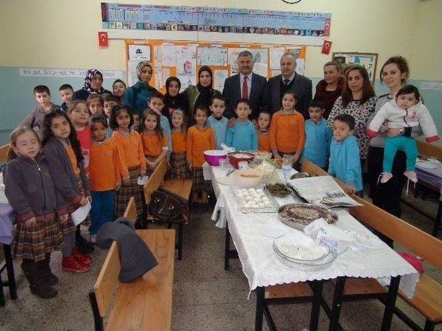 Yozgat Mehmet Akif Ersoy İlkokulunda Yerli Malı Etkinliği
