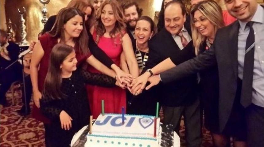 Jcı Bursa&rsquo;dan G&ouml;rkemli Devir Teslim