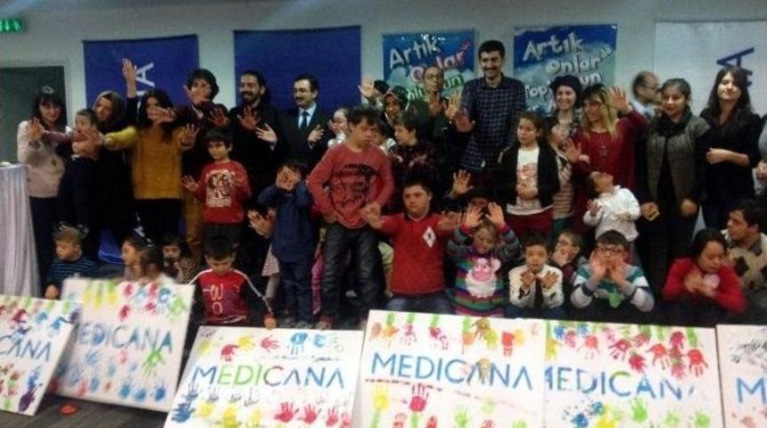 &Ouml;zel &Ccedil;ocuklar Medicana&rsquo;da G&ouml;n&uuml;llerince Eğlendi
