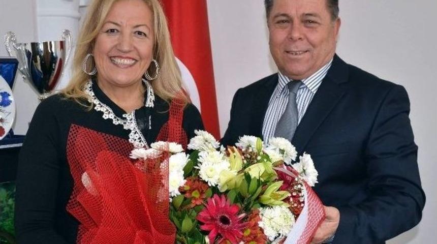 Efeler Kent Konseyi Kadın Meclisinden Zeynel Akın’a Ziyaret