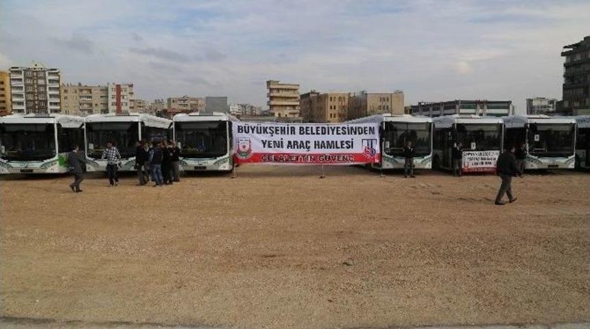Yeni Alınan 15 Otobüs Törenle Hizmete Sunuldu