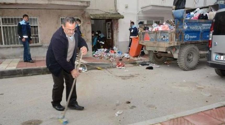 Mahalleliyi İsyan Ettiren Evden 6 Trakt&ouml;r &Ccedil;&ouml;p &Ccedil;ıktı