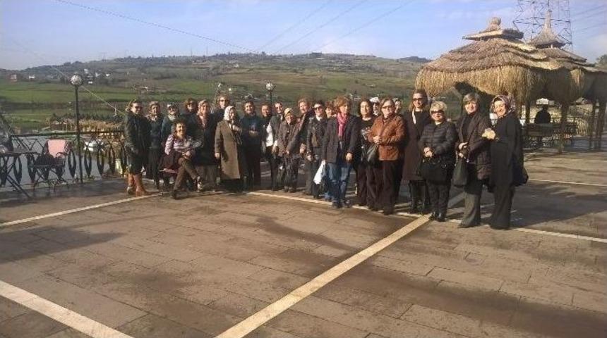 İl&ccedil;elerden Kentim İzmitim Turu