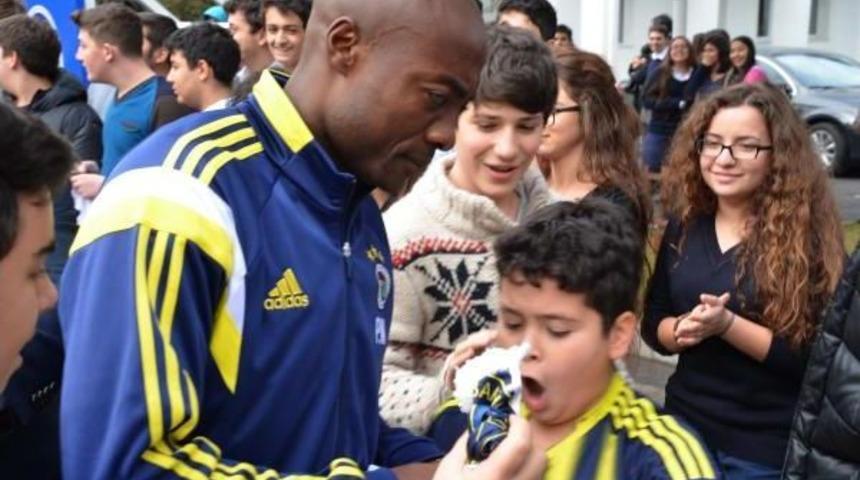 Fenerbah&ccedil;e'ye Ted Kayseri Koleji'nde Coşkulu Karşılama