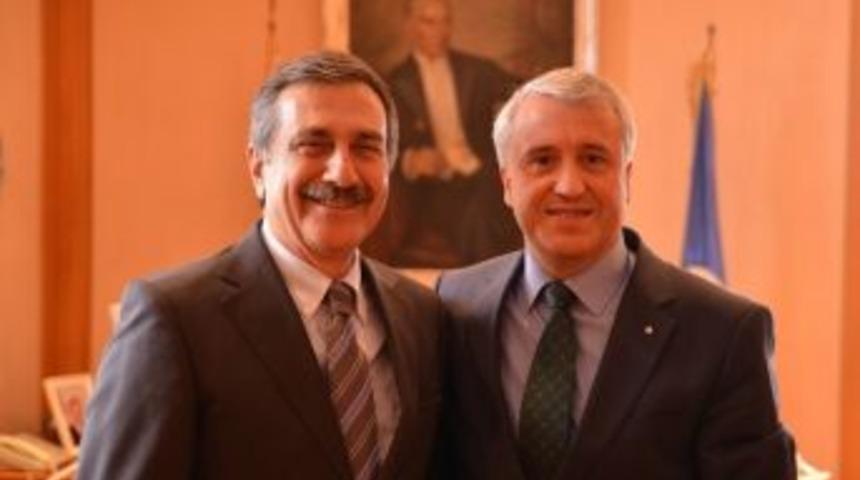 Ata&ccedil;&rsquo;tan Rekt&ouml;r G&uuml;ndoğan&rsquo;a Ziyaret