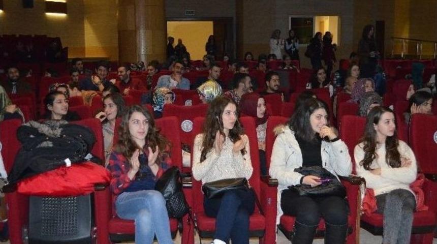 İsmail Bing&ouml;l&rsquo;den Şiir Resitali