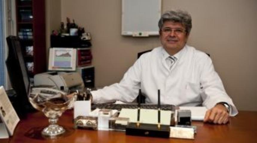 Prof. Dr. Faruk Buyru: &ldquo;yumurtalık Kisti Ameliyatı İ&ccedil;in Acele Etmemek Gerekiyor&rdquo;