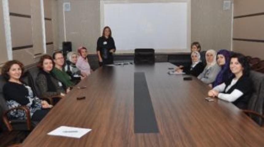Kartepe Belediyesi&rsquo;nde Aile Eğitimi Semineri