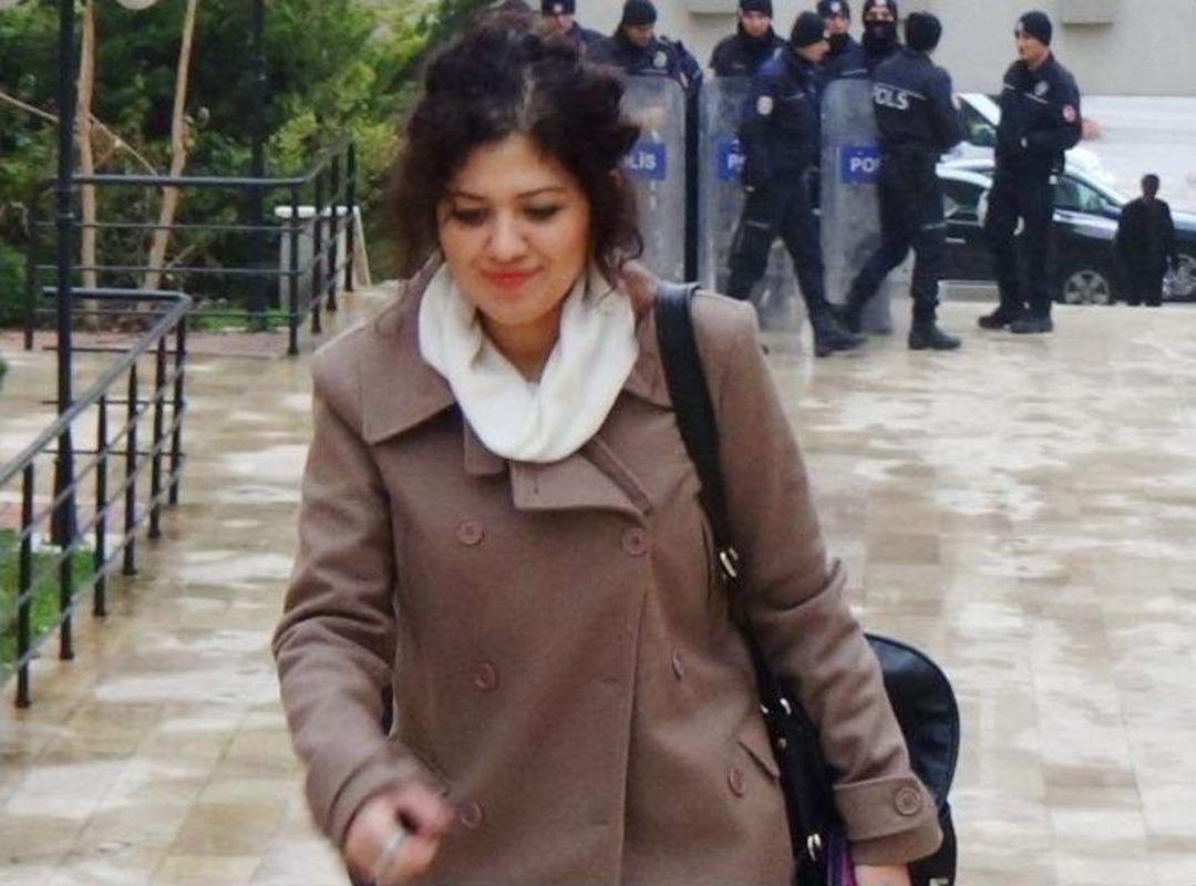 Erdoğan&rsquo;a Hakaret Eden Akademisyene Hapis Cezası