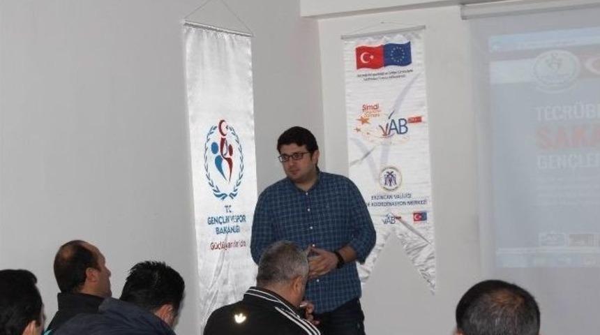 Gen&ccedil;lik Projeleri Destek Programı Tanıtımı Yapıldı