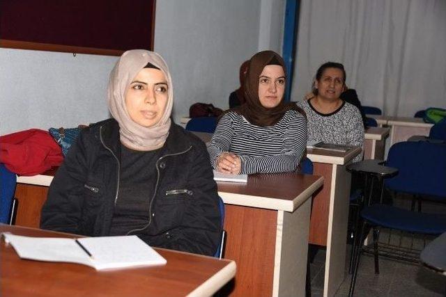 Aliağa&rsquo;da Osmanlıca Dersleri 1