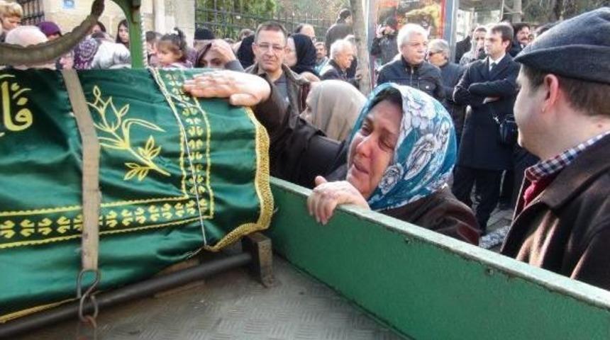 Kazada &Ouml;len &Ouml;zden &Ouml;ğretmene, Anne- Babadan Son G&ouml;rev
