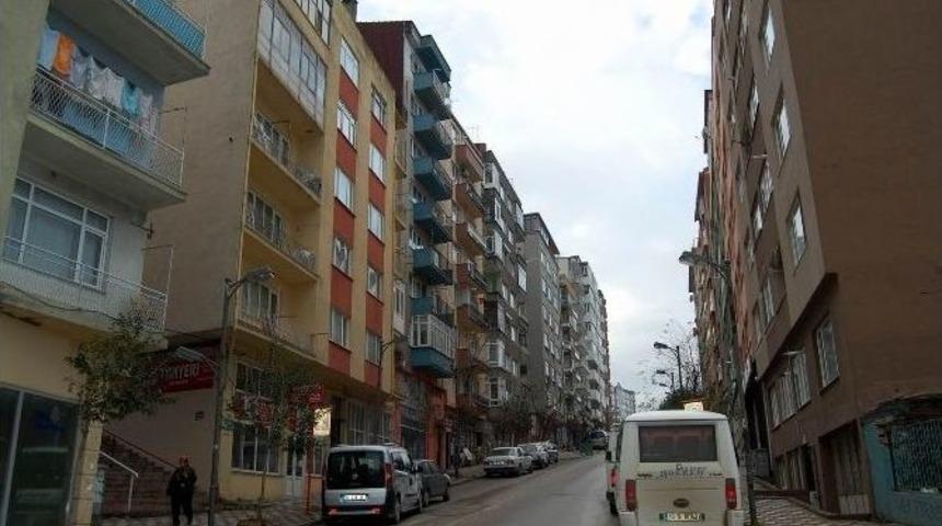 (&ouml;zel Haber) - Bu Caddede Kimler Oturmadı Ki