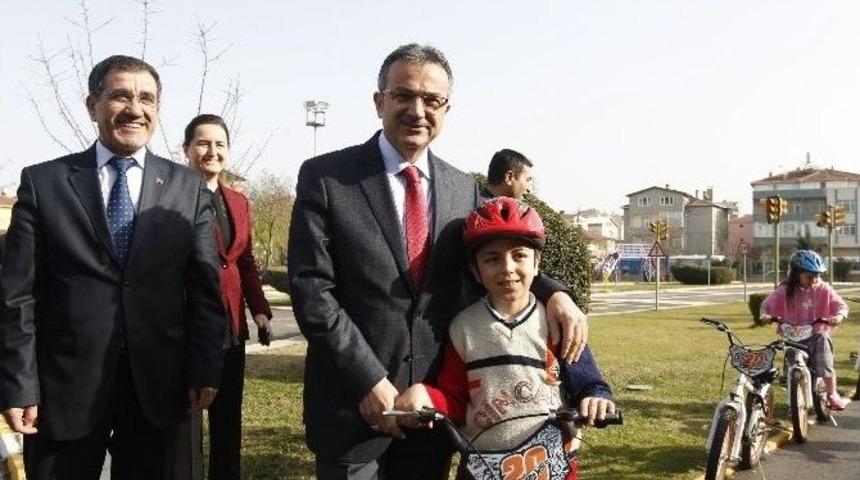 Gebze Trafik Okulları&rsquo;nda 17 Bin 700 &Ouml;ğrenci Eğitim G&ouml;rd&uuml;