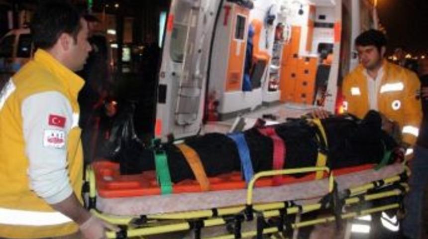 Otomobil Yayaya &Ccedil;arptı: 1 Yaralı