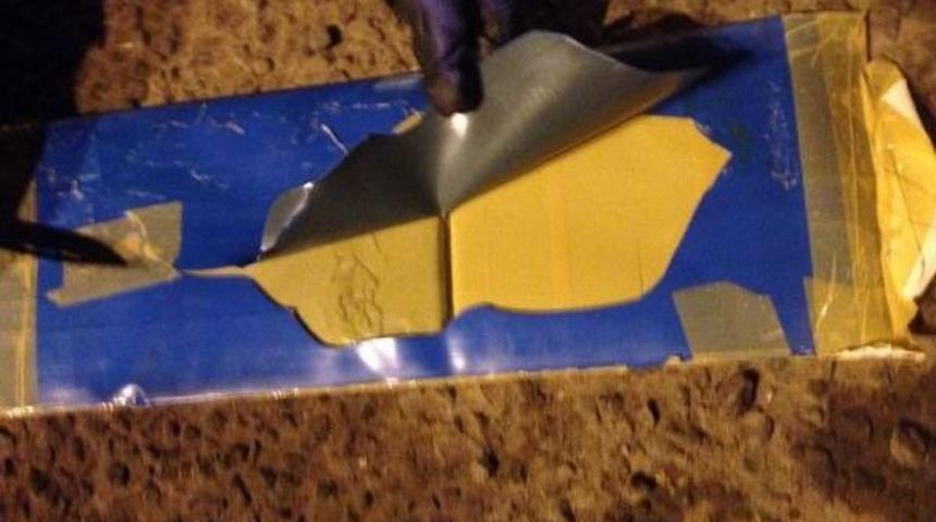 Valizinde Esrar &Ccedil;ıkan İranlı Tutuklandı