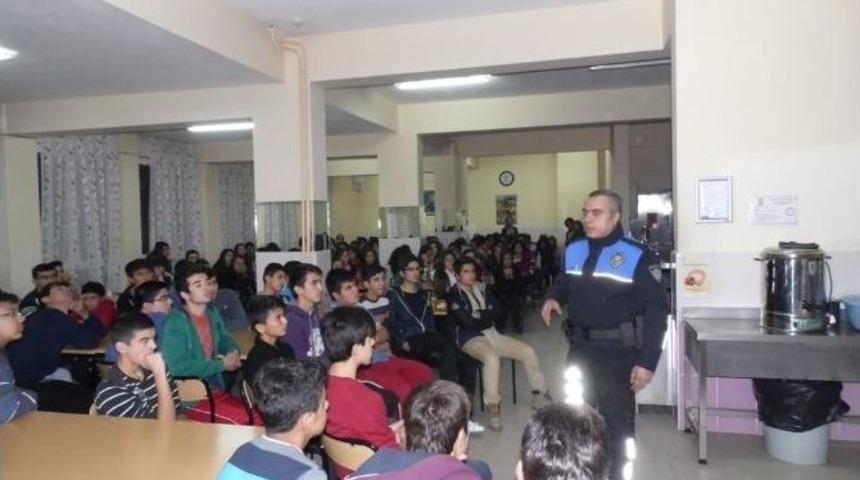 Korkuteli&rsquo;nde Lise &Ouml;ğrencilerine "trafik Ve G&uuml;venlik" Semineri