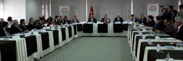 Toplantıda Sorusuna Yanıt Alamayan Vali Kızdı 2