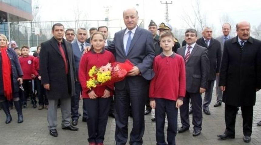 Ağdacı İlkokulu&rsquo;nda Fidan Dikimi Yapıldı